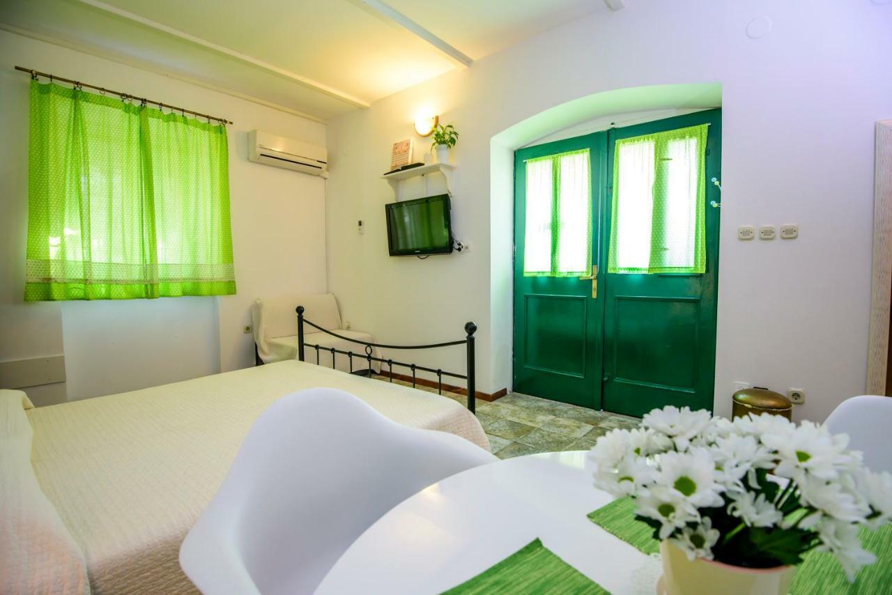 Rustica Apartments Šibenik Esterno foto